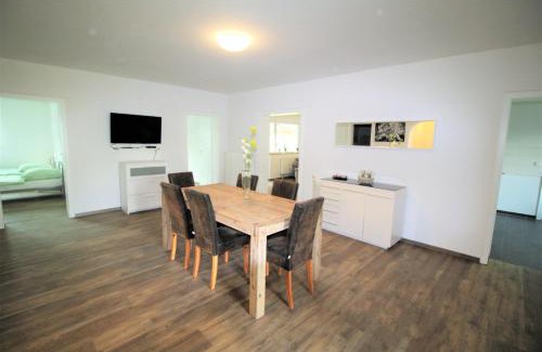 Sankt Augustin Apartment | Pet-Friendly Work & Stay in Sankt Augustin - Rated 9.4/10