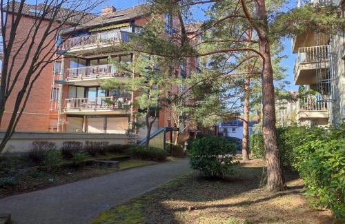 Mitte Apartment | Relaxing Workation with Nature View, Balcony & Pool Access