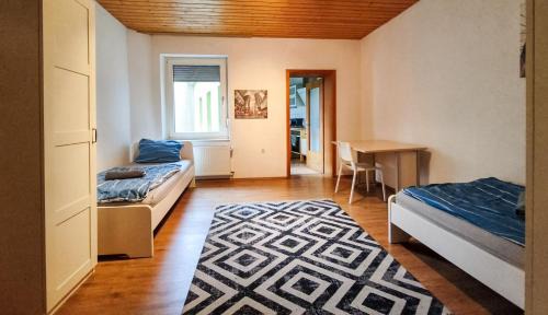 Bergisch Gladbach Apartment | Worker's Apartment in Bergisch Gladbach