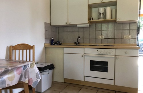 Schwandorf House | Cozy Workers Apartment in Scenic Natural Surroundings