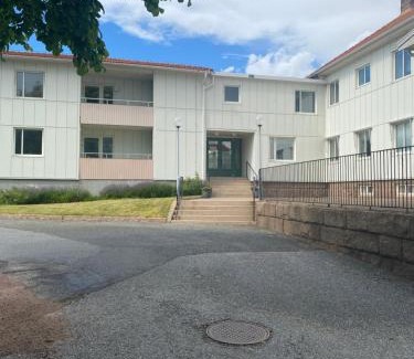 Lysekil Apartment | Pet-Friendly Workershotel Lysekil in a Scenic Setting