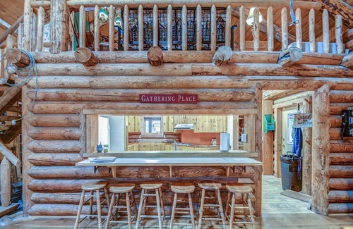 St. George Cabin | Idyllic Ranch Cabin Retreat with Pool & Spa - 10/10 Rated
