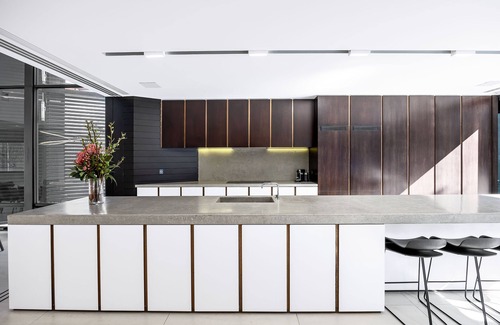 Tamarama House | Experience Tamarama Beach with Breathtaking Ocean Views