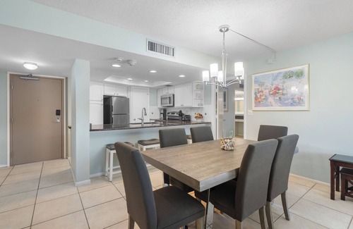 Siesta Key Condo | Top-Rated Oceanfront Resort at Siesta Key Beach Awaits