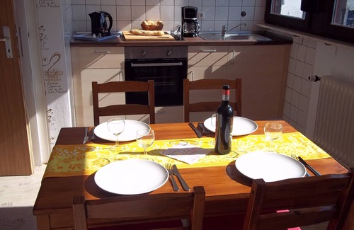 Spay Apartment | Scenic Upper Middle Rhine Valley Hotel with Pool & Breakfast