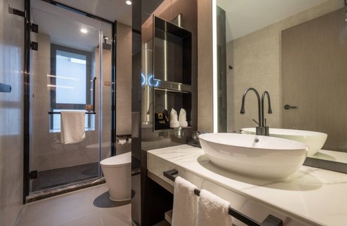 Lixia District Hotel | World Hotel Jinan CBD Longhu Branch