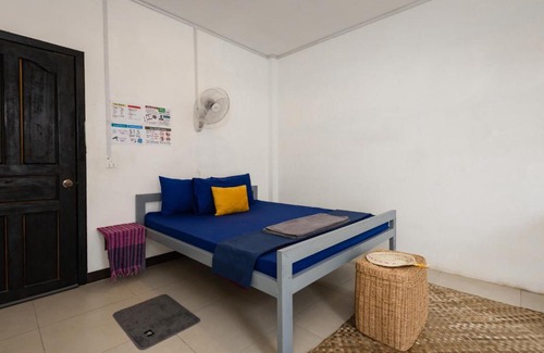 Downtown Siem Reap House | Budget-Friendly WORLD WALKERs with Breakfast in Siem Reap