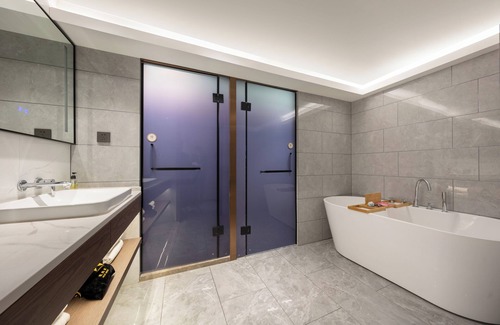 Lixia District Hotel | WorldHotel Quancheng Sqr Kuanholi Branch