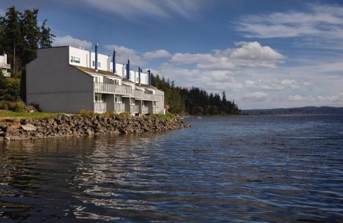 Adelma Beach Resort | Discover WorldMark at Discovery Bay: Top-Rated Family Retreat