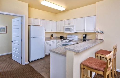 Long Beach Condo | Comfortable Worldmark Long Beach with Oceanfront Amenities