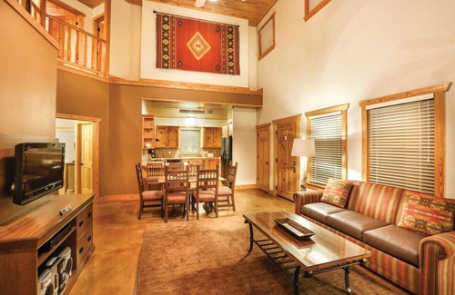 Gruene Condo | Explore Worldmark New Braunfels: Pool, Spa & Family Fun