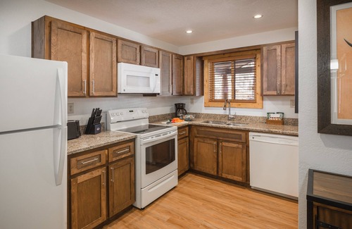 Red River Hotel | Discover WorldMark Red River: Family-Friendly Retreat
