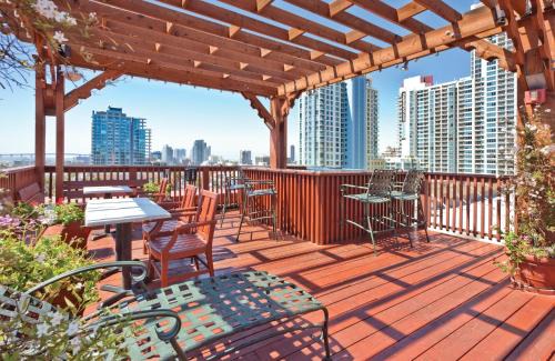East Village Resort | Discover WorldMark San Diego - Balboa Park for Families