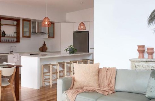 Worrowing Heights Resort | Oceanfront Bliss at Worrowing Jervis Bay - 9/10 Guest Rated