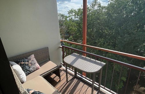 Region Hannover District Apartment | Discover Comfort: Apartment with Pool and Spa Amenities