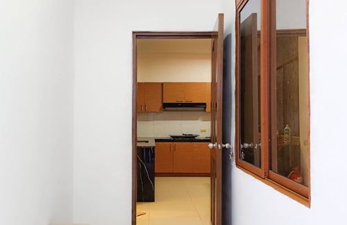 Lapu-Lapu Villa | Modern 4BR House with Pool & Karaoke - Pet Friendly Bliss