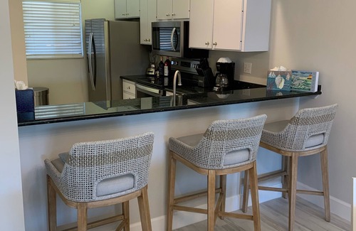 Siesta Key Condo | Unforgettable Siesta Key Condo with Private Pool & Ocean View