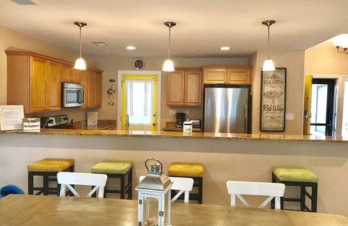 Palmetto Dunes Villa | Experience King of Queens Grant: Pet-Friendly Oceanfront Retreat