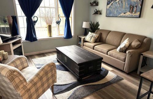 Hancock Apartment | Cozy Ski-In/Ski-Out Suite with Pool Access at Jiminy Peak