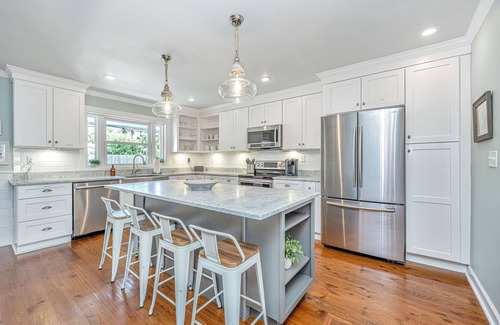 Harborgate Shores House | Experience Mt Pleasant Bliss with Ocean Views & Golf Cart