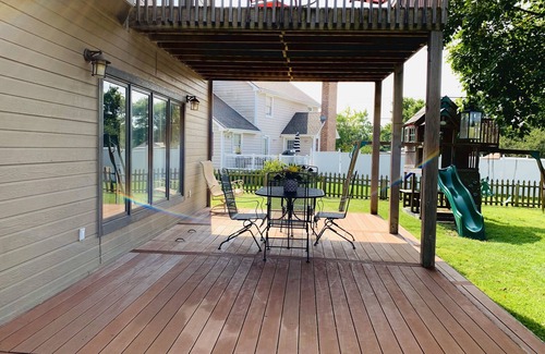 Pauline House | Family-Friendly Retreat with Private Balcony & Gorgeous Views