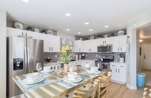 Copper Basin House | WOWZZZA! Newly Remodeled in FEB 2025, Heated Pool Home, 5 STARS ABOVE THE REST!