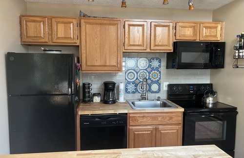 Bartlett Condo | Enjoy Relaxation at Wright Place: Pool, Spa & Hot Tub