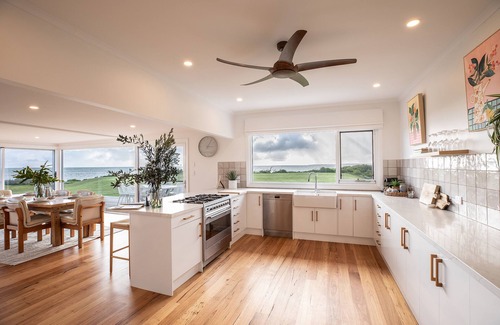 Waterhouse House | Wrights Bay House: Sea View & Private Beach Getaway