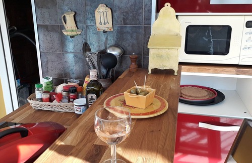 Castellane House | Cozy Retreat in the Heart of Verdon Canyon with Amenities