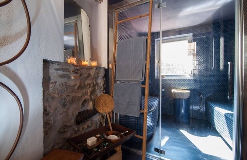 Gratteri House | Inviting Wundergarten Dimora dei Frati with Spa & Dining
