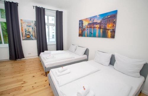 Kopenick Apartment | Bright and Inviting Hotel with Family & Pet-Friendly Perks