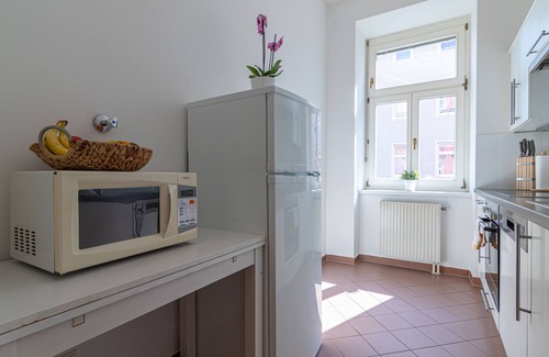 Favoriten House | Family-Friendly Apartment Near Vienna's Main Station