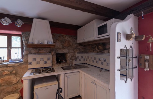 Gabonjin House | Beautiful Villa Nana with Pool and Ocean View for 8 Guests