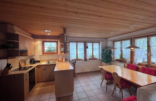 Emmetten House | Cozy Block House in Stockhütte: Ski & Hiking Paradise