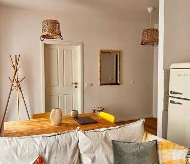 Plagwitz Apartment | Beautiful Terrace Apartment with Child-Friendly Amenities