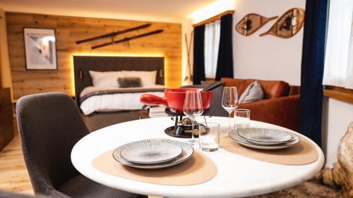 Klosters Platz Apartment | Wunderstay Alpine 3 Chic Studio in Prime Location
