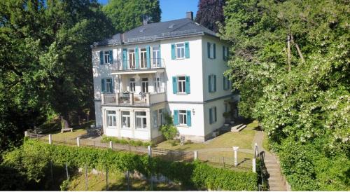 Loschwitz Apartment | Wundervolle Wohnung im Elbhang von Dresden Loschwitz