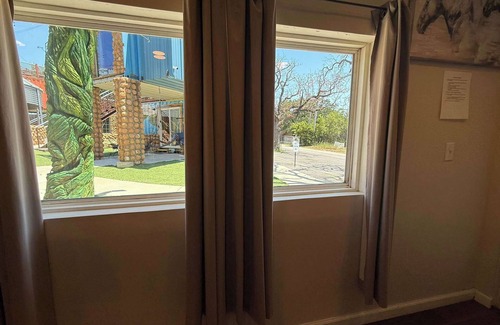 Medicine Park Apartment | Convenient Stay in Medicine Park Near Fort Sill Gate