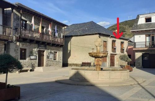 Molinaseca House | Pet-Friendly Retreat at www luabierzo - Rated 9.9/10