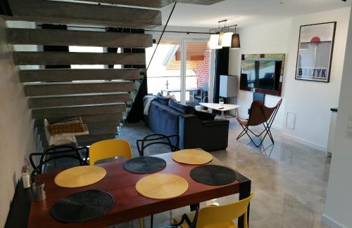 Jantar Apartment | Discover WYGODA Apartamenty: Pet-Friendly with Ocean Views