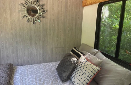 Kyle House | Discover Wyld Kyle Country Style: Family-Friendly Retreat