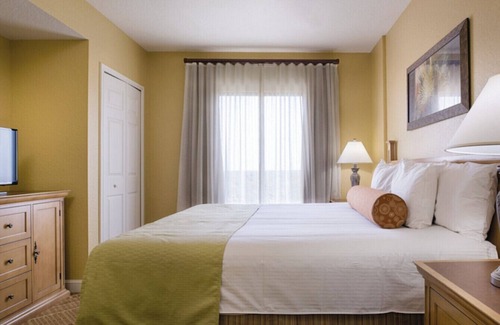 Lake Buena Vista Resort | Premier Wyndham Bonnet Creek: Disney Access & 5 Pools