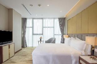 Ha Dong Hotel | Comfortable Wyndham Garden Hanoi: Pool, Hot Tub & More