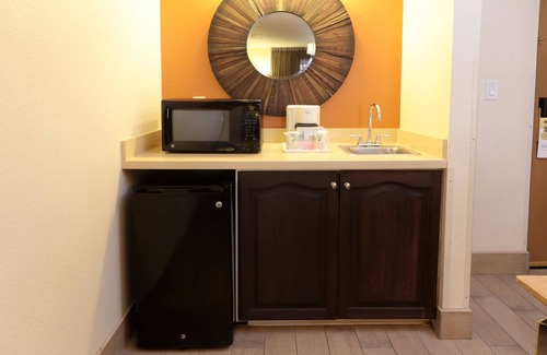 McAllen Hotel | Discover Wyndham Garden McAllen with Pool & Spa Amenities