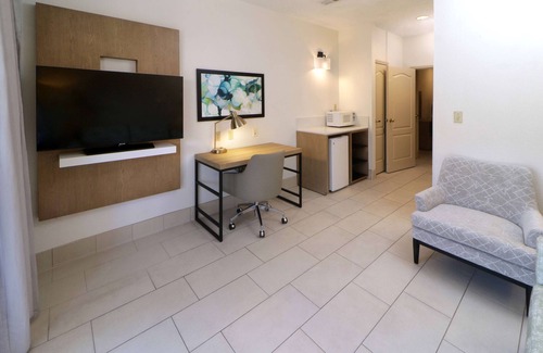 McAllen Hotel | Discover Wyndham Garden McAllen with Pool & Spa Amenities
