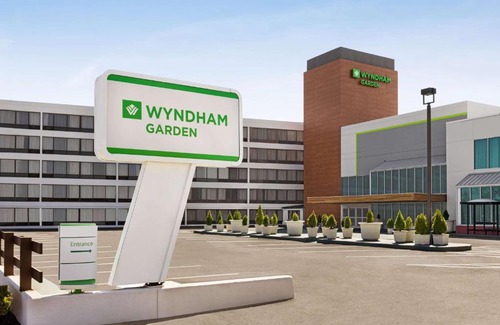 Wayne Hotel | Comfortable Wyndham Garden Totowa with Family-Friendly Amenities