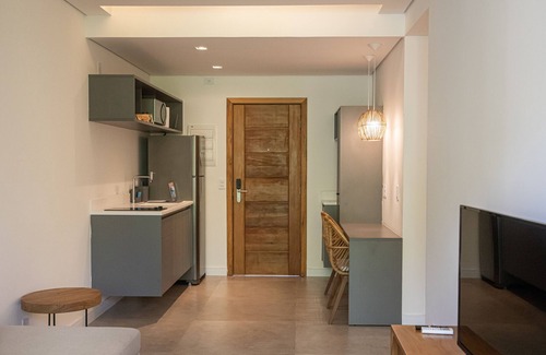 Veloso Hotel | Discover Wyndham Ilhabela Casa Di Sirena with Ocean Views