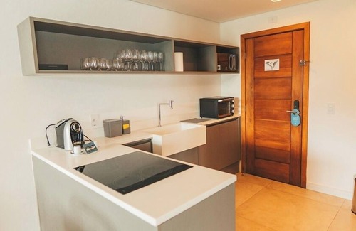 Veloso Hotel | Discover Wyndham Ilhabela Casa Di Sirena with Ocean Views