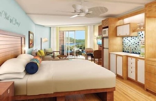 Red Hook Resort | Wyndham MargaritaVille Resort & Spa, Beachfront