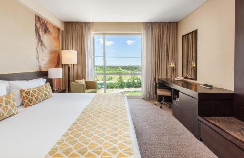 Nordelta Hotel | Elegant Wyndham Nordelta Tigre with Spa & Pool Amenities
